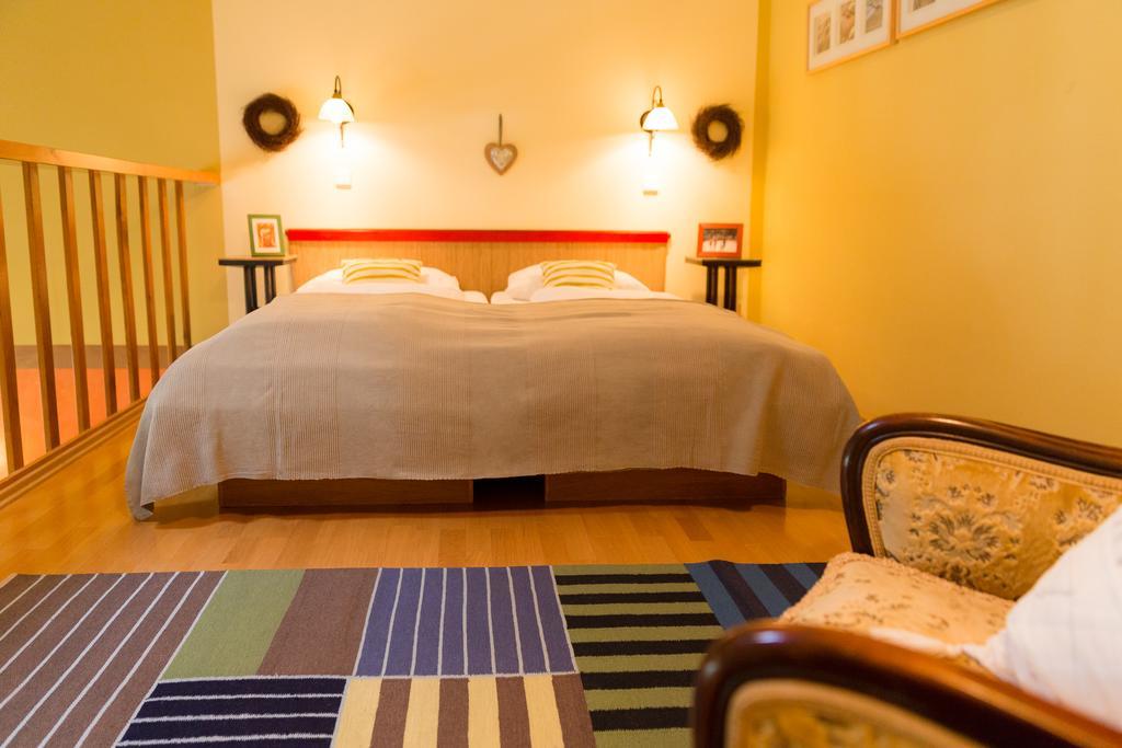 Appartementhaus Witzmann Bad Voeslau Δωμάτιο φωτογραφία