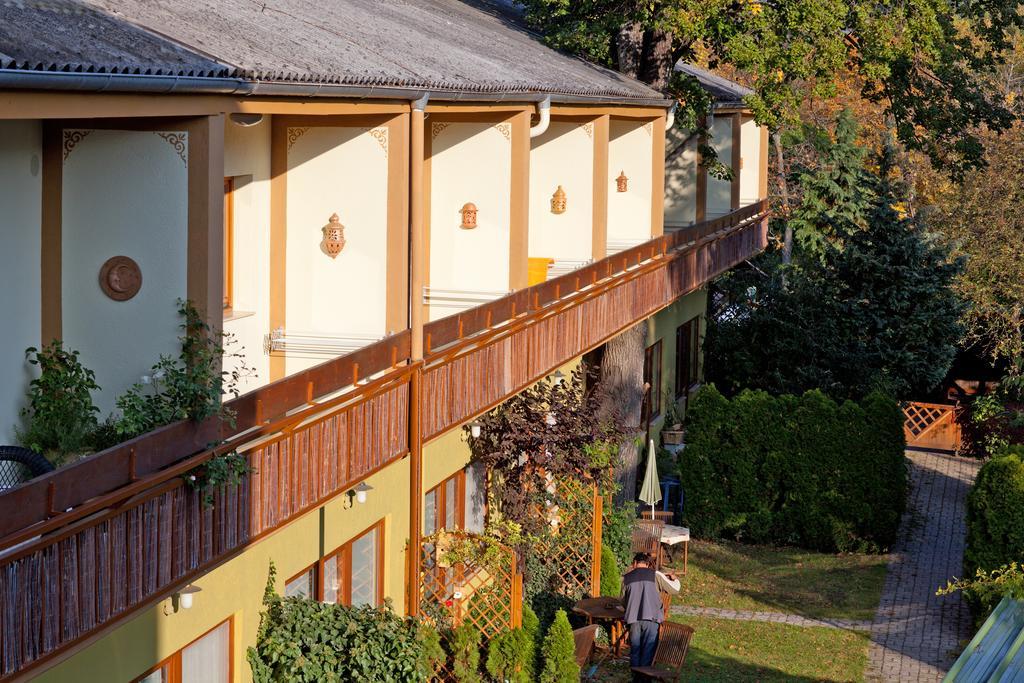 Appartementhaus Witzmann Bad Voeslau Εξωτερικό φωτογραφία