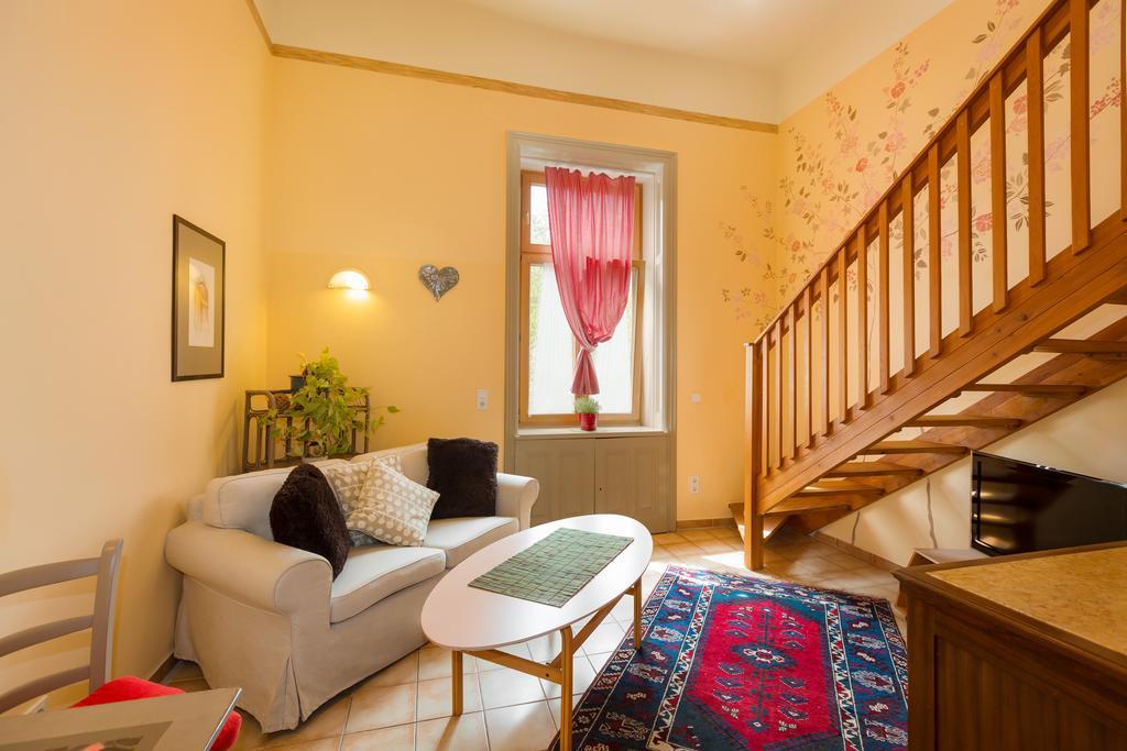 Appartementhaus Witzmann Bad Voeslau Εξωτερικό φωτογραφία